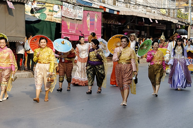 Lopburi King Narai fair-023